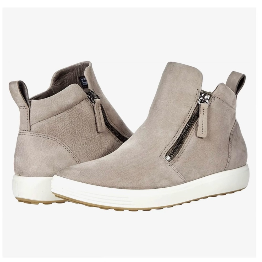 Ecco Women's Ankle Boots in Taupe and White